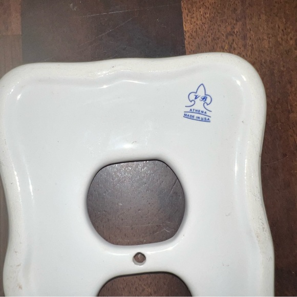 VB Athena Vintage Decor Ceramic Porcelain 2 Outlet Wall Cover Seashell Beach - Picture 6 of 6